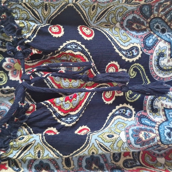 3/$20 Bila Red and Blue Paisley Blouse Size M - Picture 8 of 8